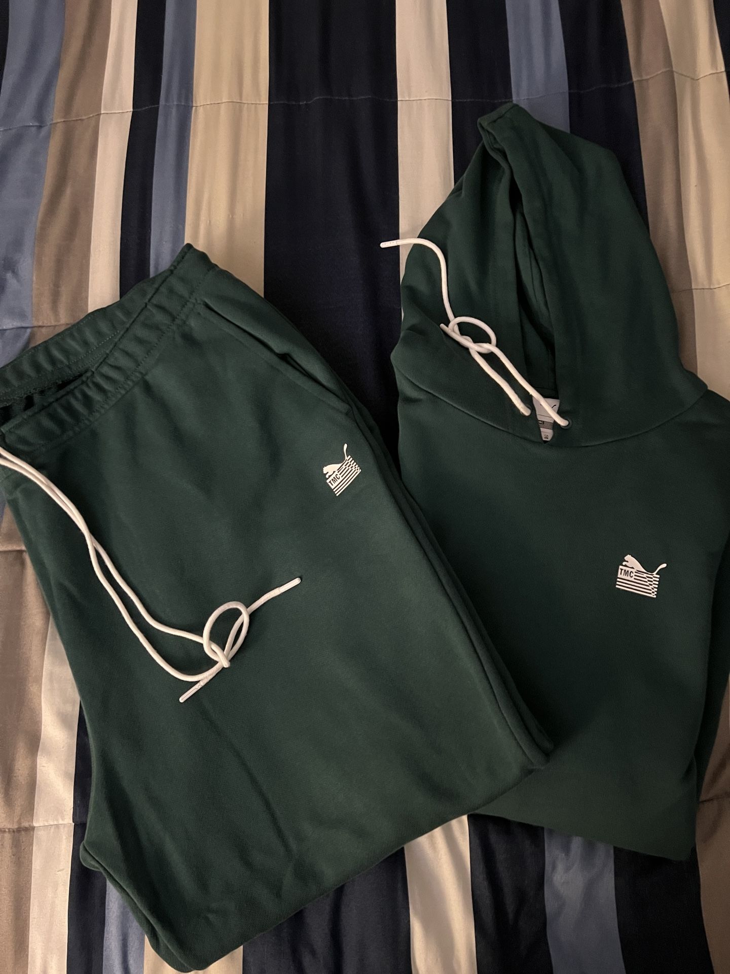 Puma/Marathon Hoodie & Sweatpants 4x(green)
