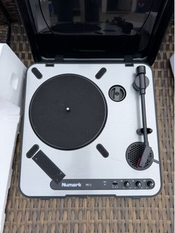 Numark PT01USB Portable USB Turntable w/ Box & Power Supply