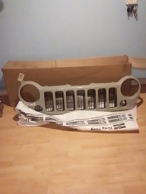 2002-2007 Jeep Liberty Front Grill