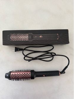 Rotating Hot Air Brush – Blowout Styler – Volumizer – Like New