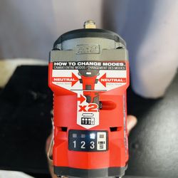 Milwaukee 1/2 STUBBY IMPACT WRENCH 