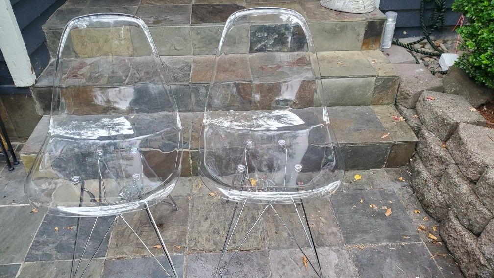 Mod Made Paris Tower Acrylic Clear Dining Side Chair With Chrome Legs- Set Of 2