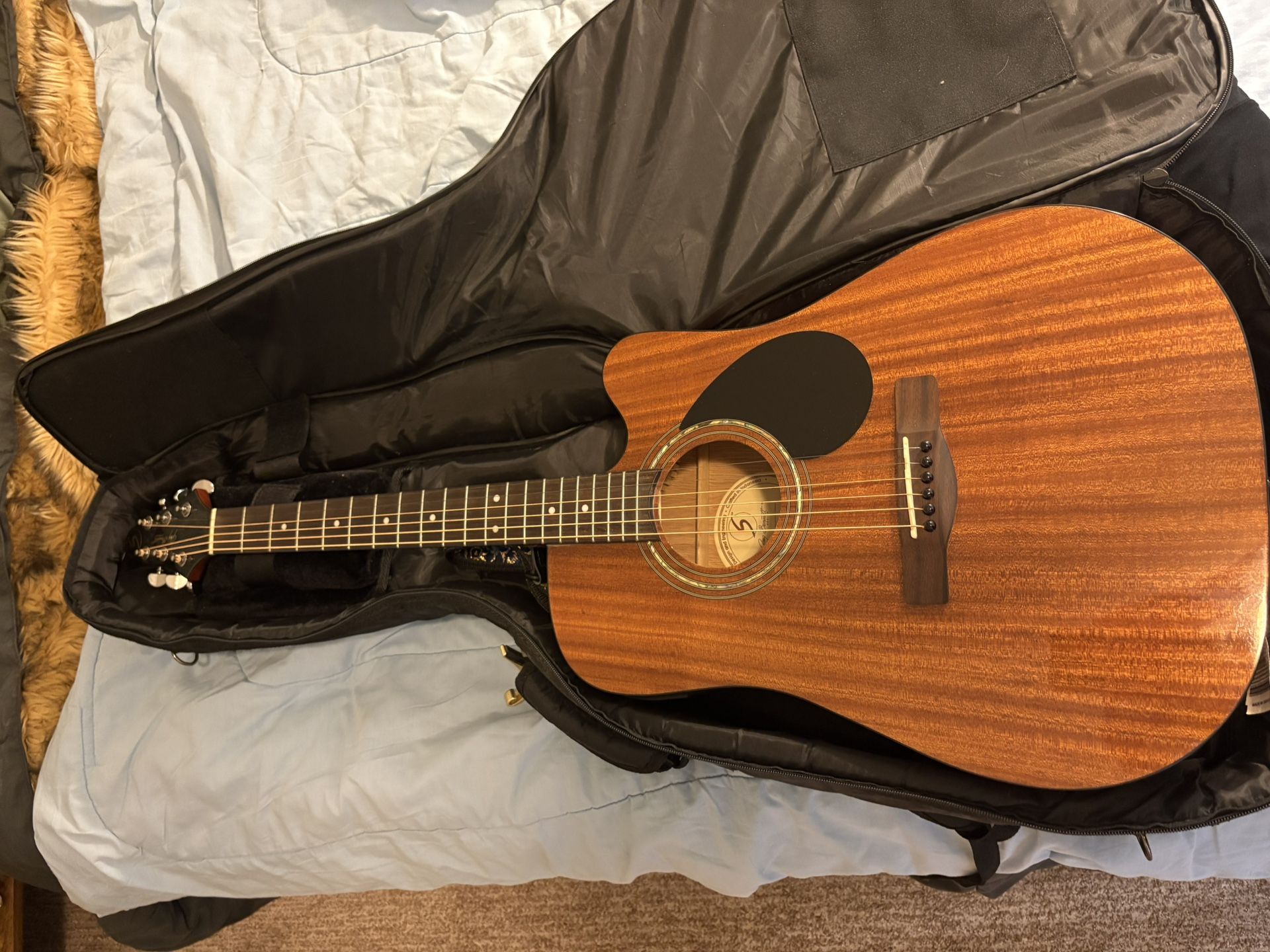 Samick Acoustic / Electric Guitar