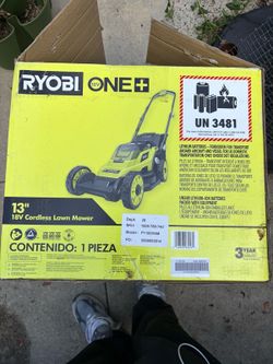 RYOBI 18V ONE+ 13” Push Lawn Mower Kit – Excellent Condition