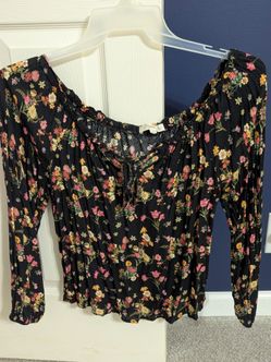 Juniors ladies floral top, medium
