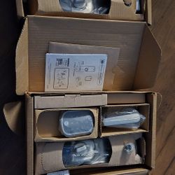 1 YALE YRC256  and 1 YALE YRC652 SMART LOCKS