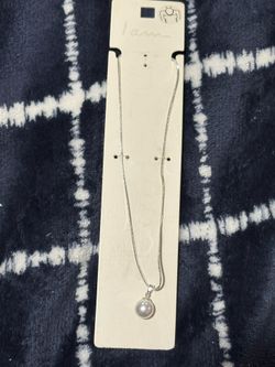 Woman’s Sterling Silver Pearl Necklace