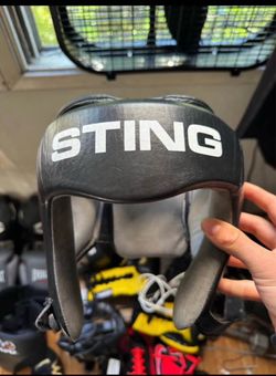 sting headgear medium