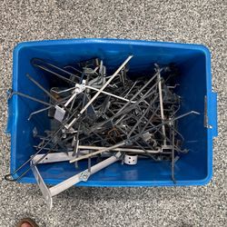 Retail Hooks And Hangers 