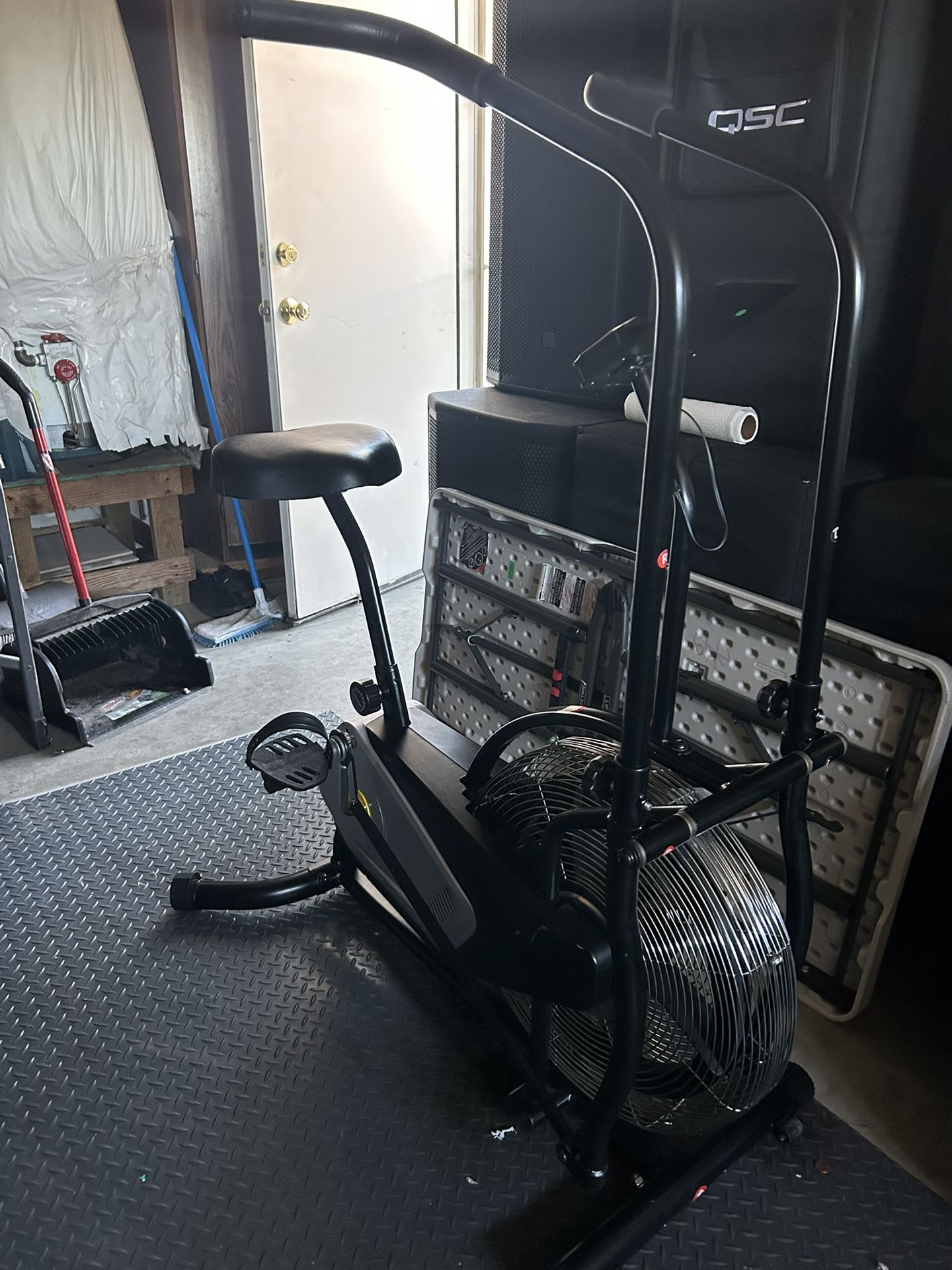 Inspire Fitness CB1 Air Bike