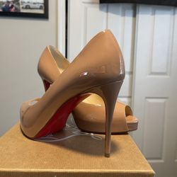 Christian Louboutin New Very Prive 100 Patent Leather Heel