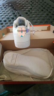 Redbox classic white worn once serious inquiries only must be able to pick up all offers entertained that's offer gets the prize