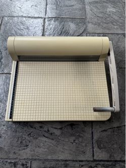 ACCUSAFE 15” CUTTING PAPER MACHINE