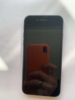 iPhone 8 64gb Unlocked Like New Condition (Pickup Only)