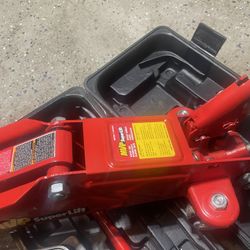 Hydraulic Jack Brand New 