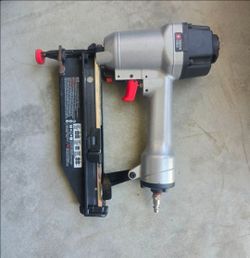 Porter Cable 16 gauge Nail Gun