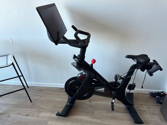 Peloton Bike Plus 2021 - 26 Rides, Chicago