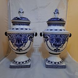 Chinese Blue And White Porcelain Decorative Tableware 