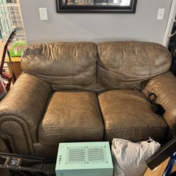 Carianna Leather Loveseat Need Gone Now 