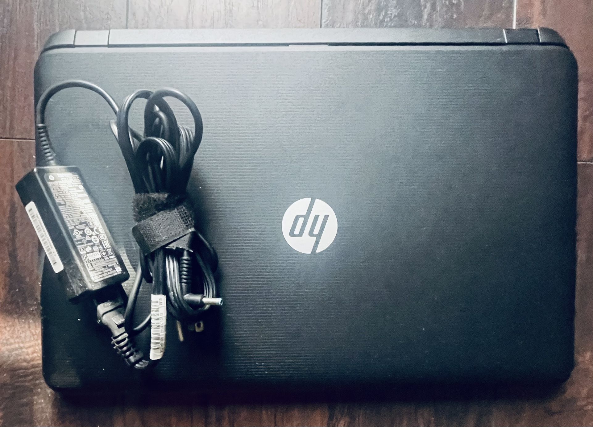 HP Notebook - 17-p121wm
