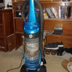 HOOVER ELITE REWIND PLUS 