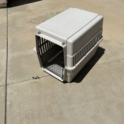 Dog Crate 17” X 25” X 23” Tall