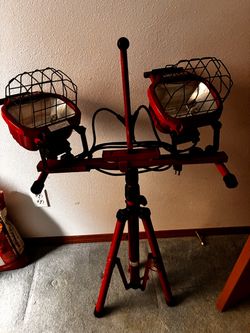 Dual Head Work Light on Tripod Stand