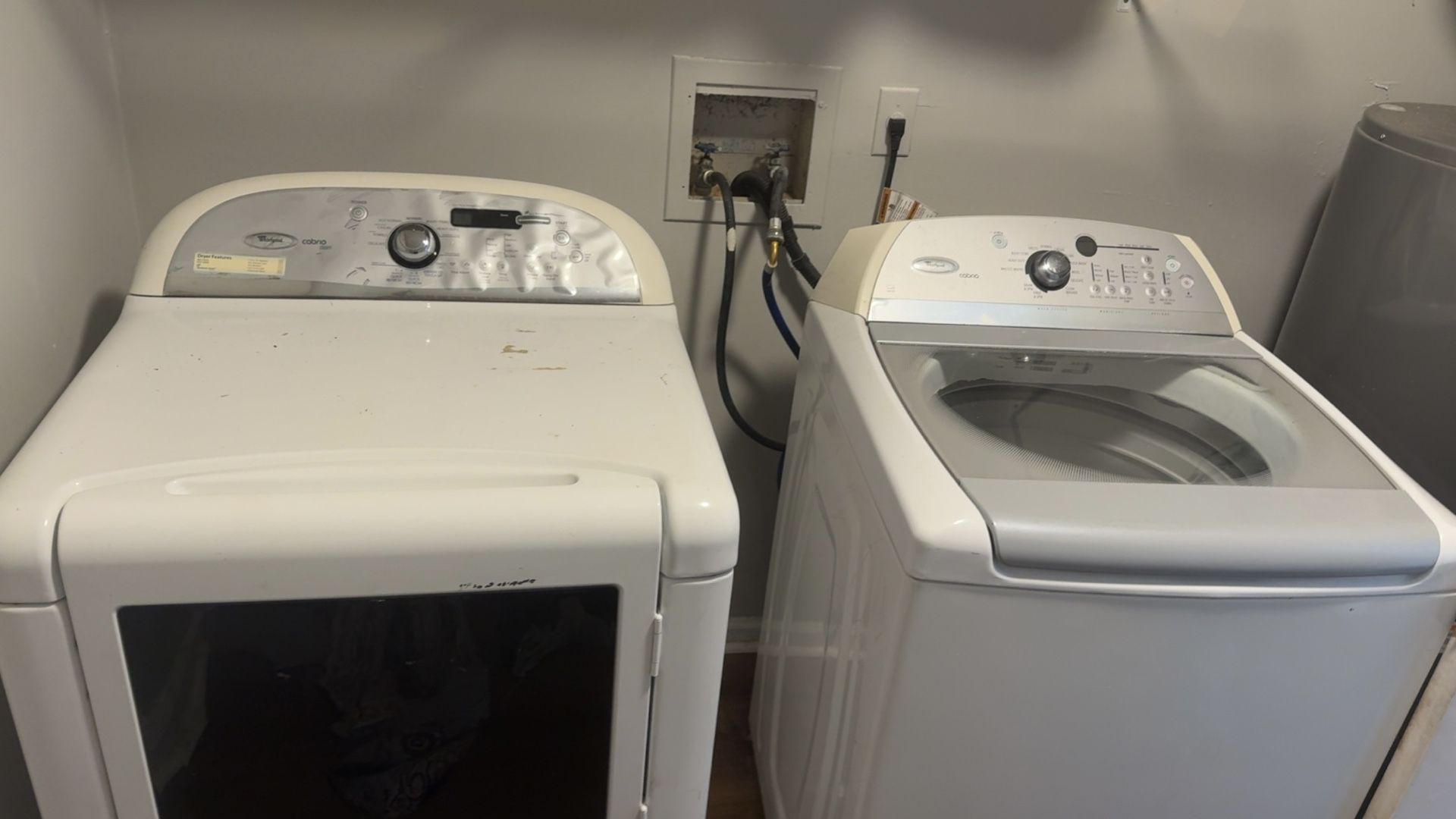 Whirlpool Washer & Dryer Set