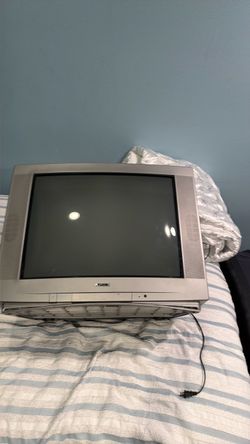 Apex CRT TV with Remote and Accessories
