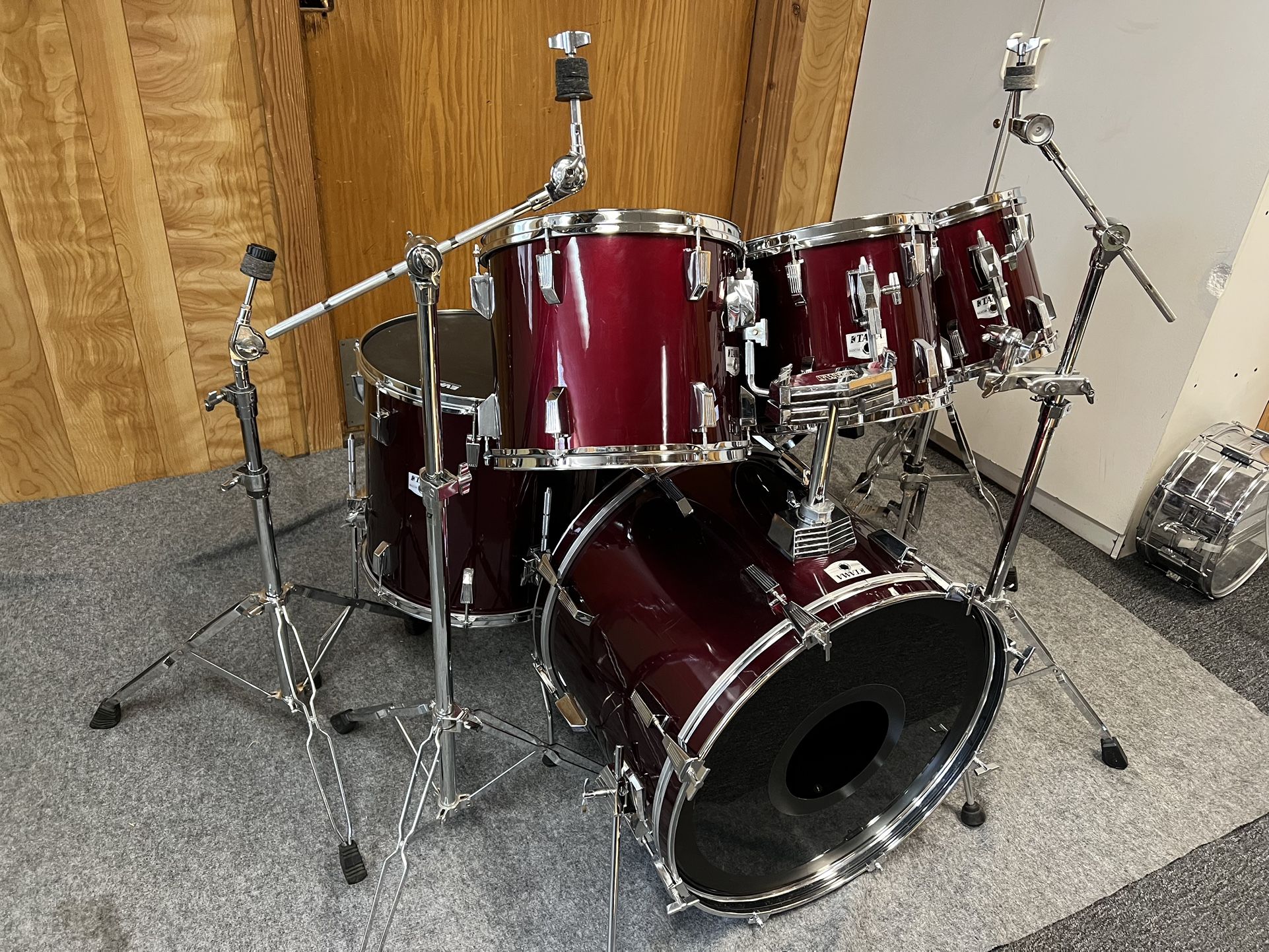 6 Piece Tama Drum Set