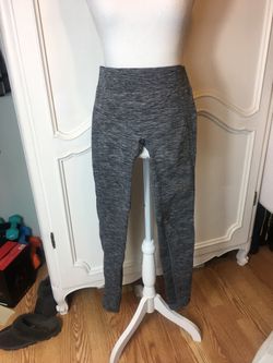 BODY GLOVE FITNESS LEGGINGS LIKE NEW SMALL