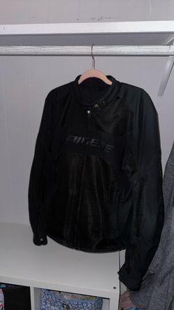 Women’s motorcycle jacket