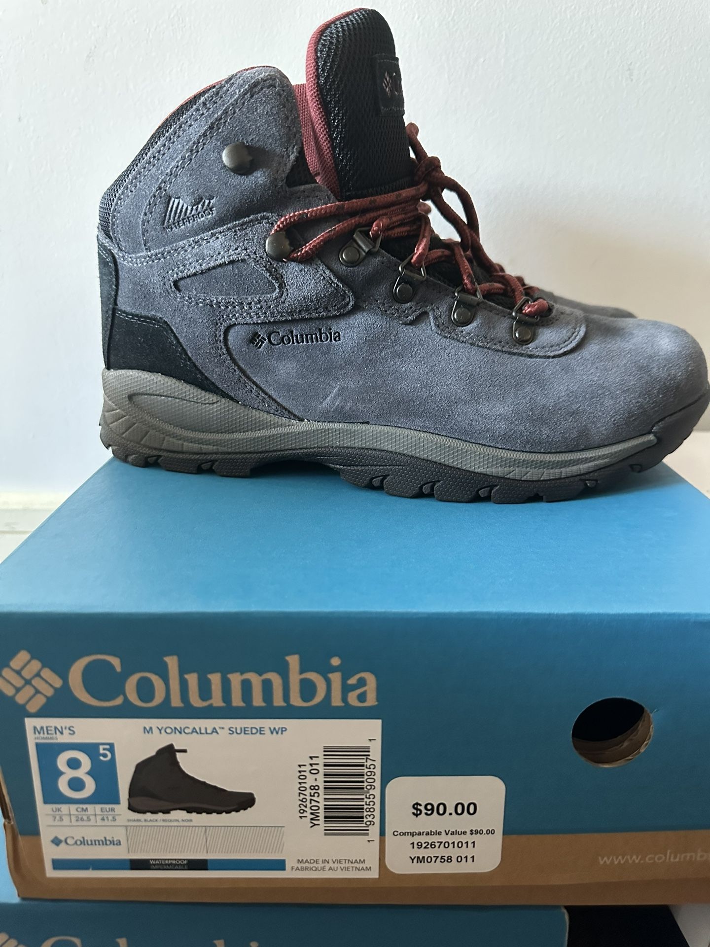 Columbia Male Hiking Boots 