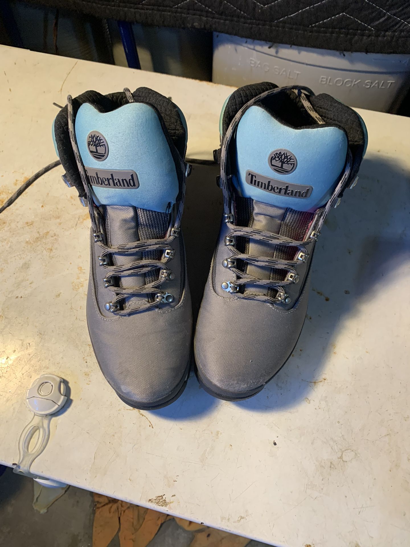 Timberland Boots 🥾 Barely Used ! Like New!