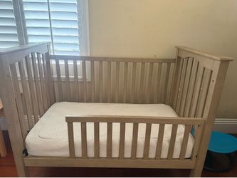 Potty barn crib