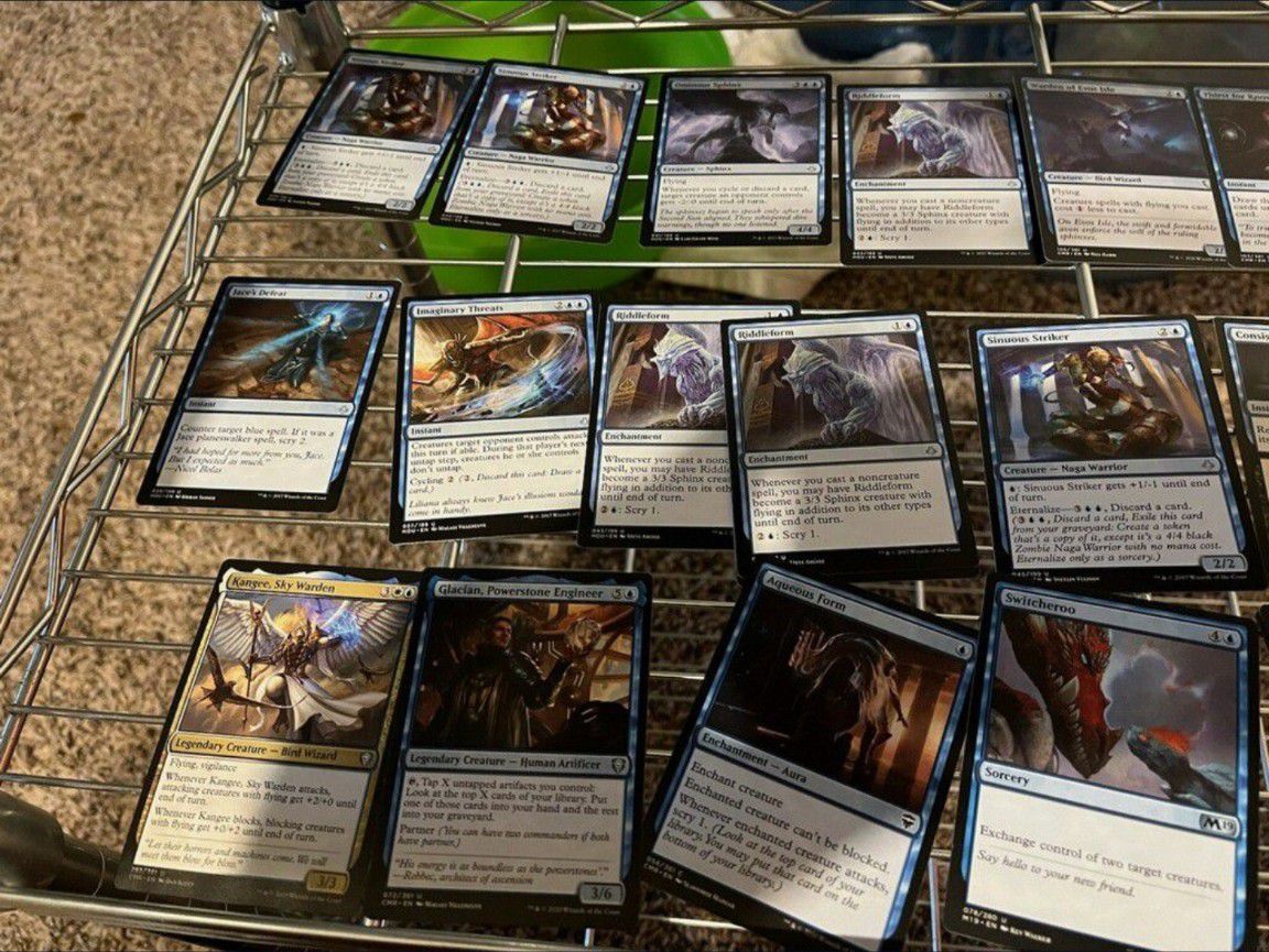 Lot of 2500+ mystery Magic the Gathering Cards