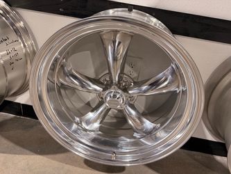 22s staggered wheels tires new 5x5 Chevy Gm