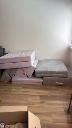 FREE nugget play couch