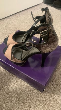Woman shoes size 8