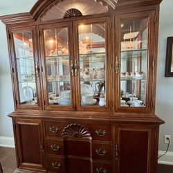 American Drew Cherrywood China Hutch