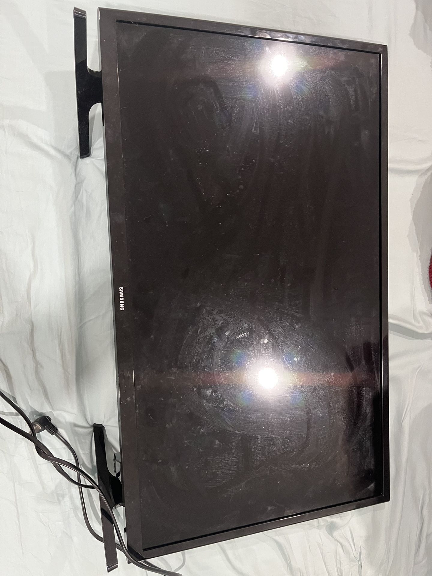 samsung 4 series used tv works perfectly