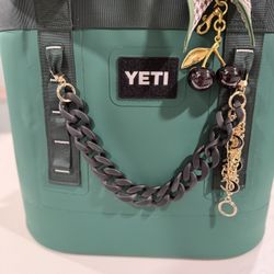 Yeti Camino 35 