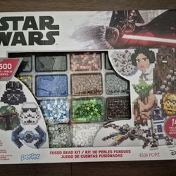 NEW Perler Star Wars Deluxe Box Fused Bead Kit 4500 Beads 14 Patterns