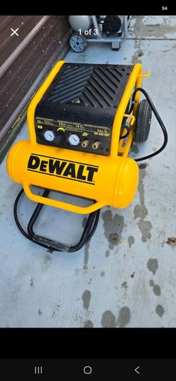 Dewalt 4.5g Portable Electric Air Compressor