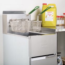 Dean Natural Gas Super Runner Floor Fryer 35-43 lb. 