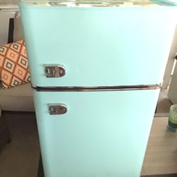 New Mini  Fridge 