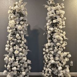 gas radio Romantic Wedding Decor – Featuring Exquisite Floral Displays