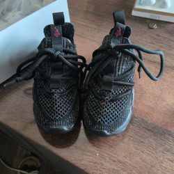 Brand New Racism Size 9 C