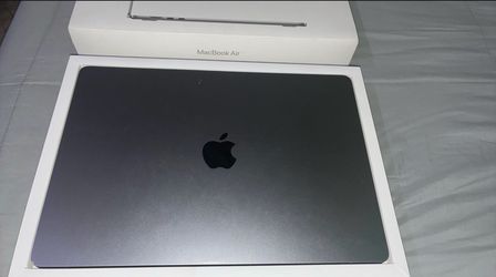 🔥2023 Apple MacBook Air 15” M2 🔥