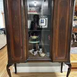 Antique China Hutch/cabinet 